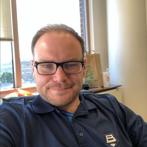 Meet your Posher, Colin